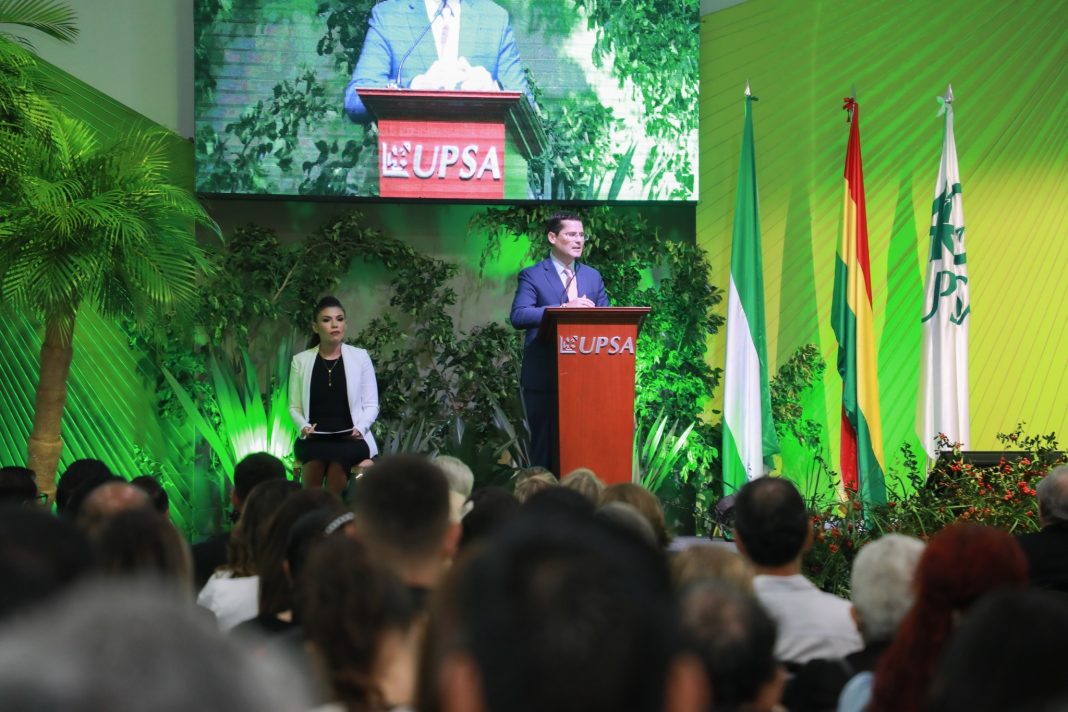 La Upsa Celebra 40 Años Liderando La Educación Superior En Bolivia Empresa And Desarrollo 3008